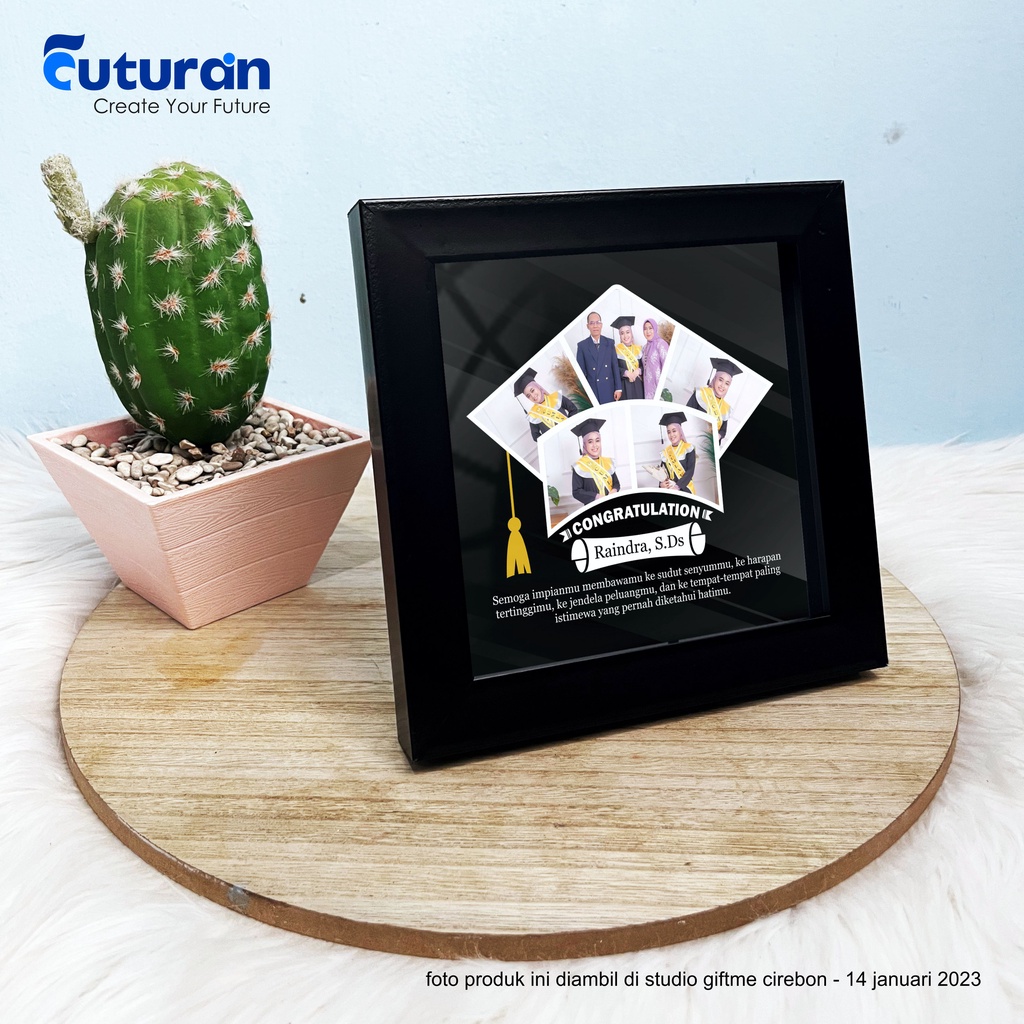 Gift Custom Bingkai Foto - Untuk Kado Wisuda - Kado Kelulusan - Kado Perpisahan - Model Toga