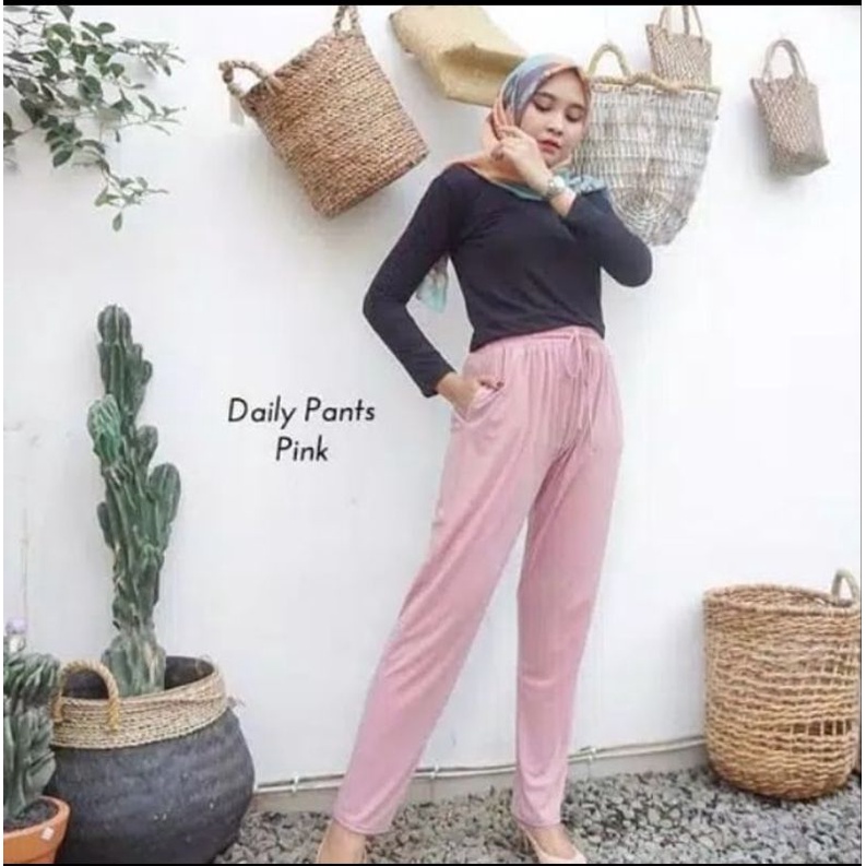 BAGGY PANTS MERK CELLIA/CELANA HAMIL