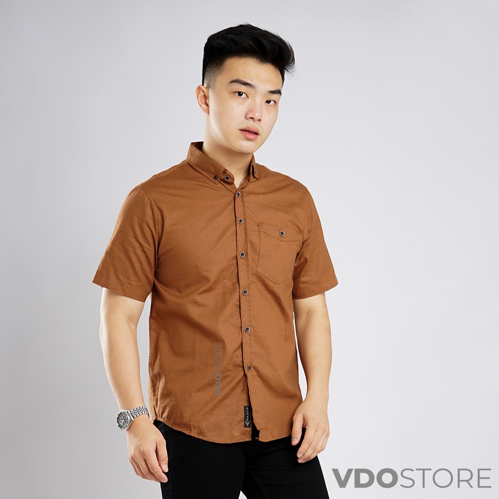 KEMEJA PRIA COKLAT BASIC LENGAN PENDEK BAJU POLOS DEWASA PREMIUM KEMEJA KERJA TEBAL M L XL HITAM PUTIH NAVY ARMY CREAM KEMEJA KANTOR FORMAL SANTAI CASUAL SEMI KASUAL VIRAL MURAH KATUN KUALITAS WHITE SHIRT