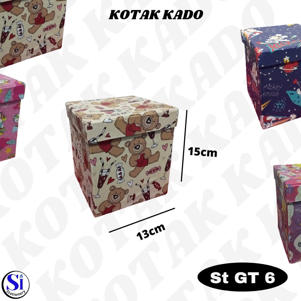 

Kotak Kado Motif 13X13X15 / Gift Box Motif Murah