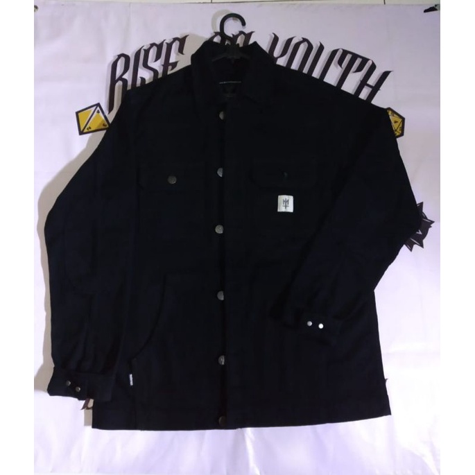 jaket denim maternal