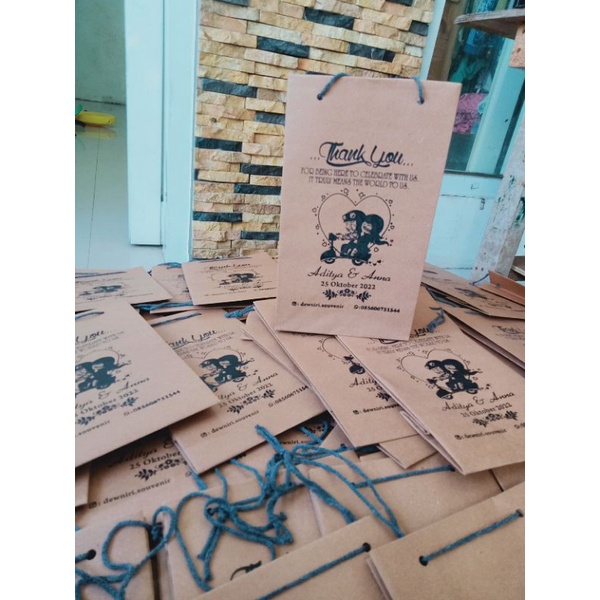 

paperbag/taskertaswafer