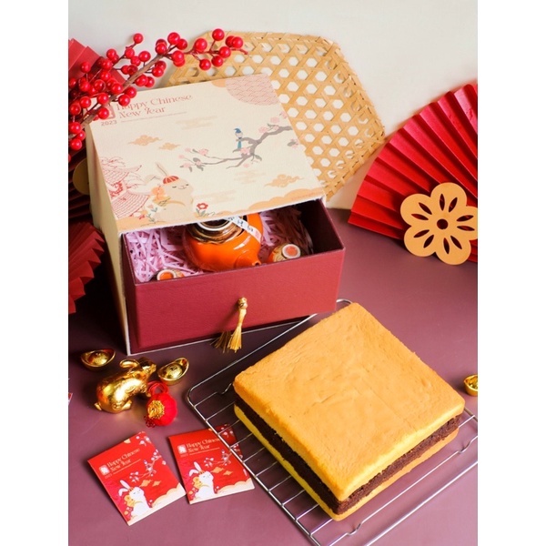 

HAMPERS CNY - LUXURY LAPIS SURABAYA