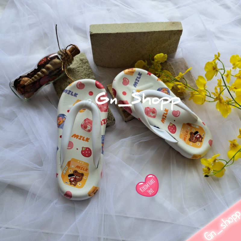 Sandal Jepit Wanita Simpel Miniso Terlaris New Breslin JF2202-A1