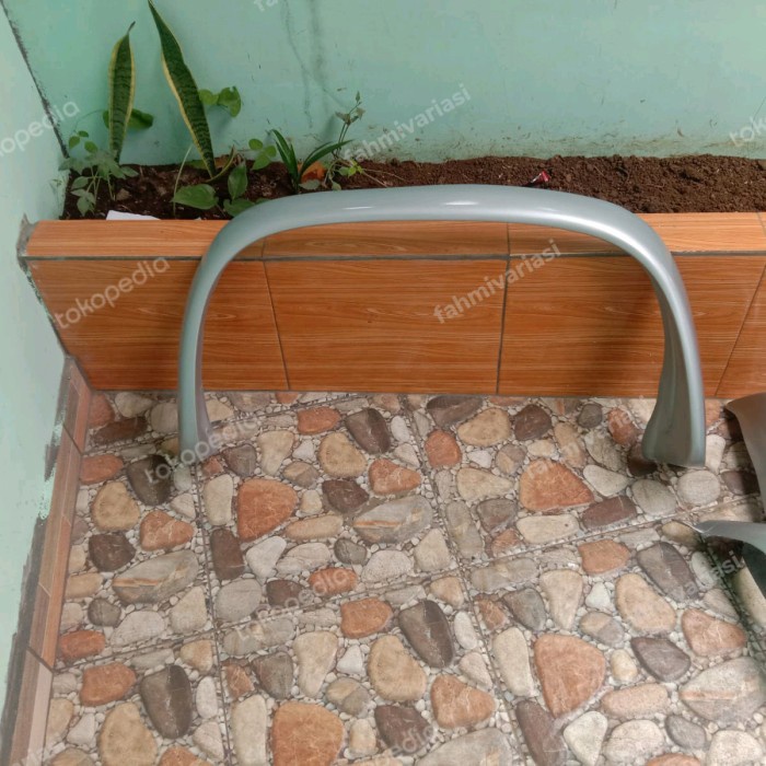 OVER FENDER SATUAN NISSAN TERRANO