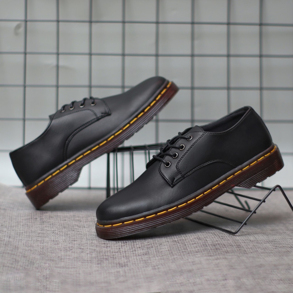 MARTIN X SEPATU BOOT LOAFERS PRIA DEWASA KULIT ASLI ORIGINAL FORMAL CASUAL PANTOFEL FASHION PRIA KERJA KANTOR GURU PNS PESTA RESMI NYAMAN || SEPATU OXFORD PRIA BERKUALITAS TRANDY