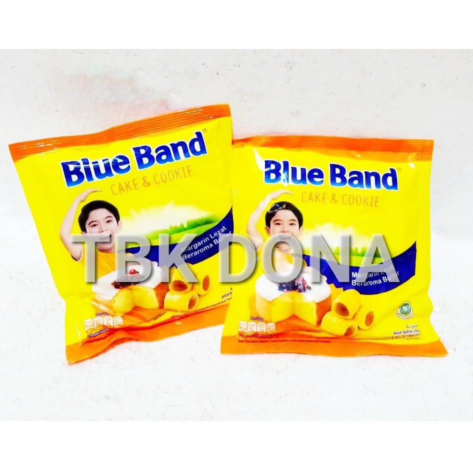 

Star 7.7 BLUEBAND CAKE & COOKIE 200GR MURAH