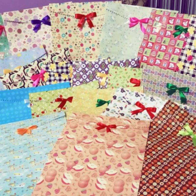 

KERTAS KADO INSTAN MURAH