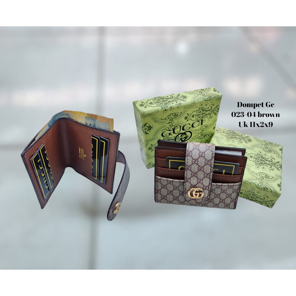 Dompet Lipat Pendek Kode 023 Free Box