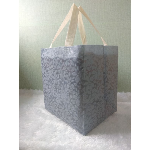 

Tas Hajatan/Tas berkat Embos Dus 22x22 tektur tebal