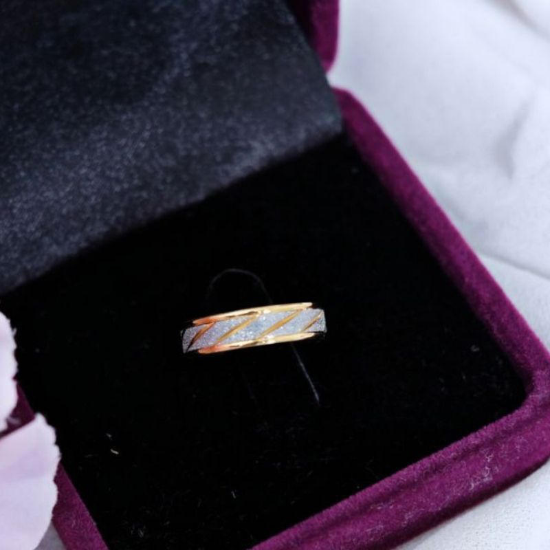 Cincin Couple Titanium Gold Motif Pasir Silver || Cincin Tunangan Anti Karat Anti Luntur