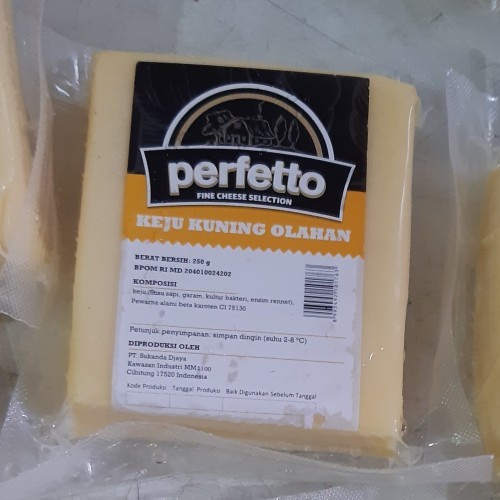 

Cheddar Yellow Perfetto / Keju Cheddar Perfetto - 250 Gram