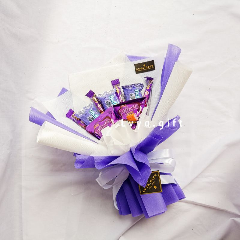 (SNACK 0040) Buket snack mini tema ungu | | Buket snack wisuda | Buket snack ulang tahun | Buket anniversary | Buket hari guru | Buket hari ibu | hadiah wisuda | kado ulang tahun