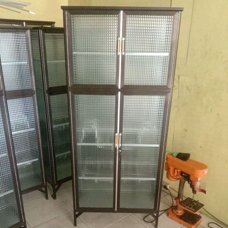 rak piring 2pintu ful kaca , Rak piring aluminium murah