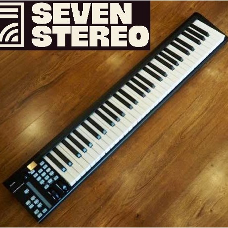 ICON 6X MIDI KEYBOARD CONTROLLER 61 keys 6 x