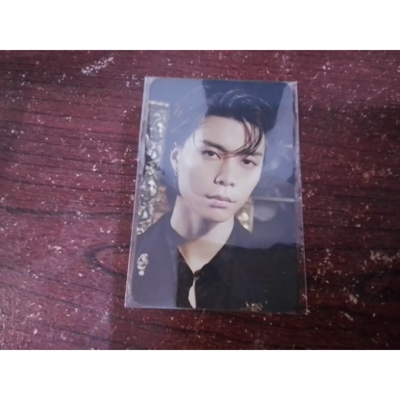 Johnny chain brochure beyond live special pc the castle nct 127