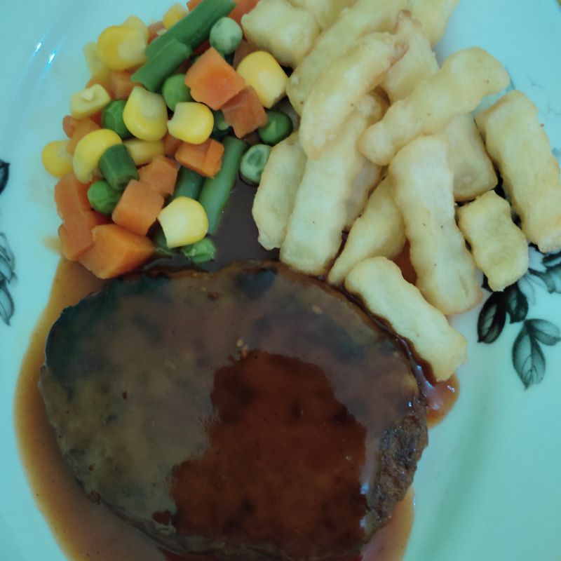 

Beef Patty Steak Saus barbeque/Lada Hitam Siap makan