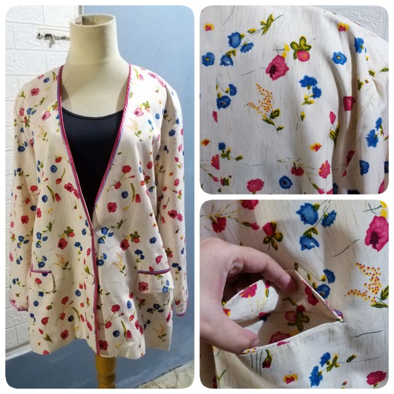 Blazer / blazer kerja /Blazer bunga / flower blazer / flower cardigan / cardigan / motif bunga / bla