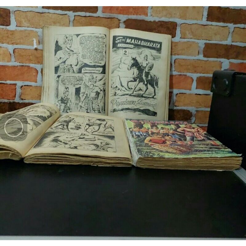 Buku Cerita Mahabharata karya R.A Kosasih 1983 Seri A, B, C