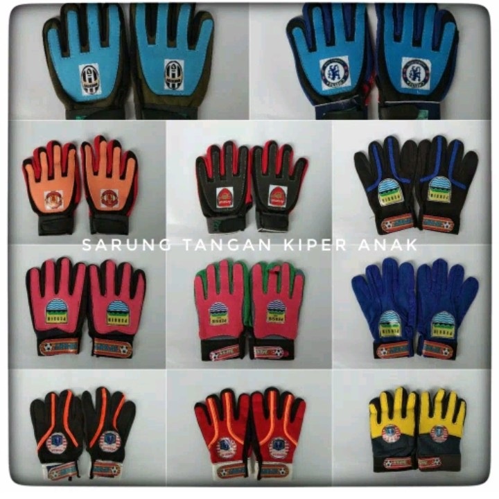 Sarung Tangan Kiper Anak Sepak Bola Junior Gloves Goalkeeper Sepakbola Logo Klub Club dan Timnas Garuda Glove Soccer Football Futsal