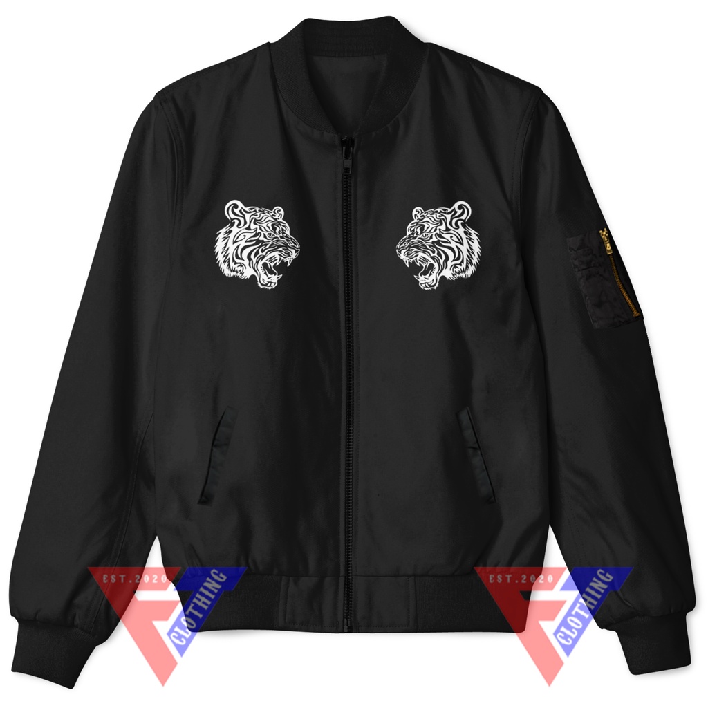 Jaket bomber Sachio Ueda Ketua Academy Housen High And Low The Worst