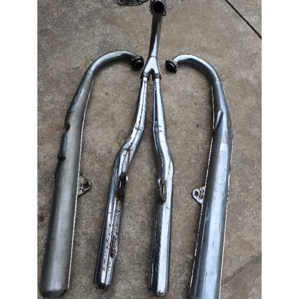 SUZUKI GT750 EXHAUST KNALPOT GT750 ORIGINAL FULLSET GT750 EXHAUST ORIGINAL USED SPARE PART'S