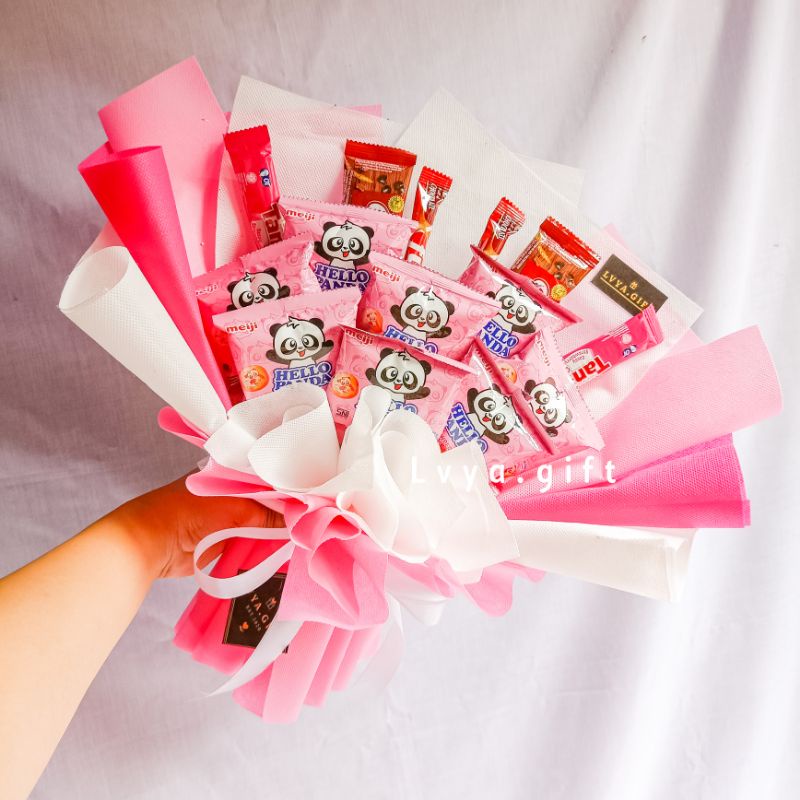 (SNACK 0052) Lvya.gift Buket snack hellopanda | Buket snack pink | Buket cewe | Buket snack wisuda | Buket snack ulang tahun | Buket anniversary | Buket hari guru | Buket hari ibu | hadiah wisuda | kado ulang tahun