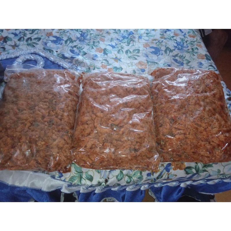 

kripik usus pedas daun jeruk