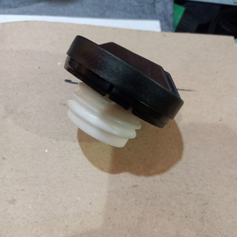 TUTUP PENGISIAN TANK BENSIN AVANZA XENIA RUSH TERIOS