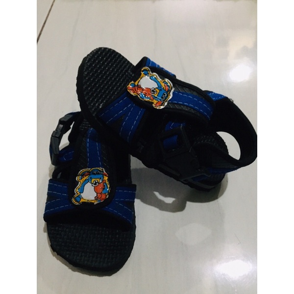 PRELOVED Sandal gunung anak