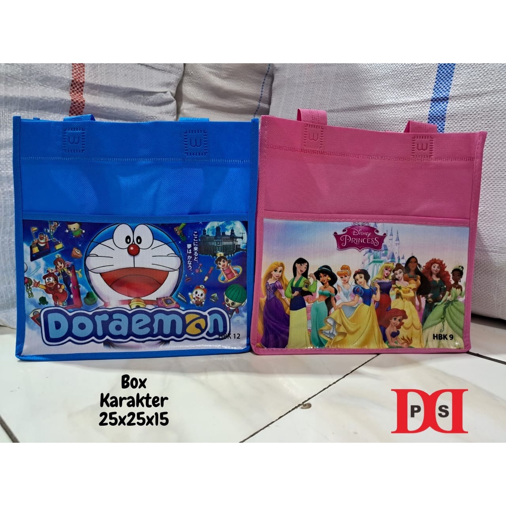 Goodie Bag Karakter/Animasi 25x25x15 - tas kain handle - Spunbond