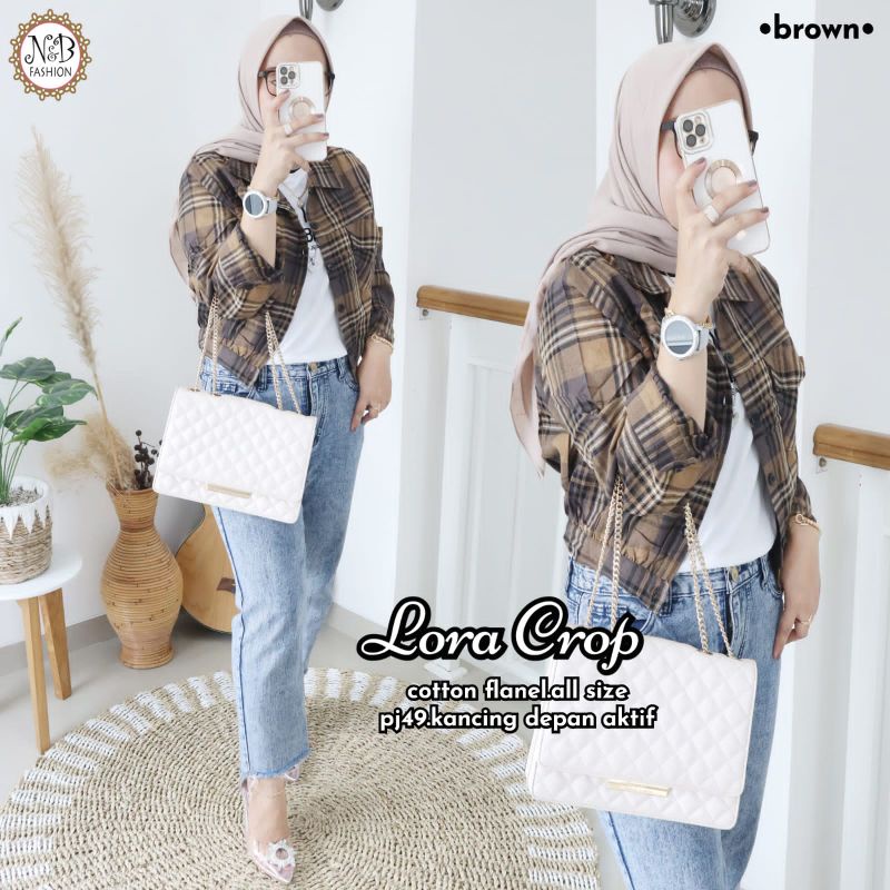 Lora crop by N&B fashion ori