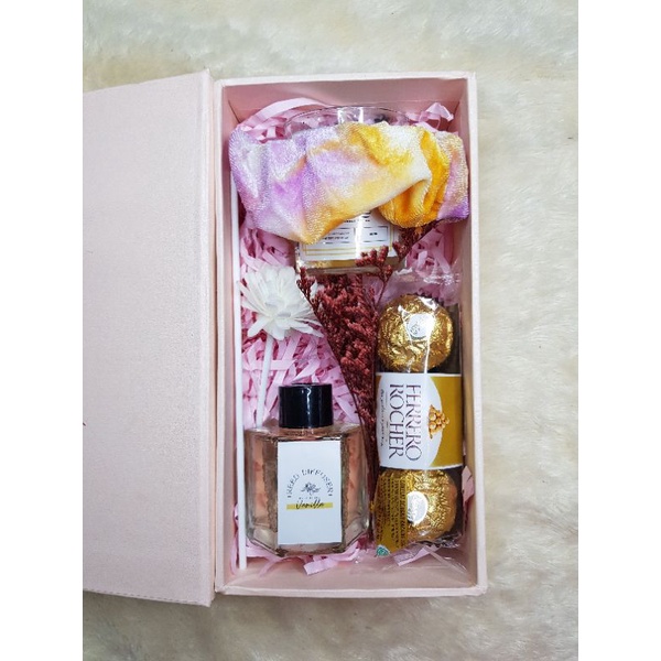 

Gift Sett Box