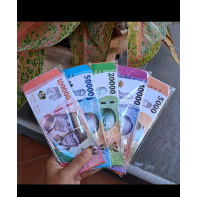 

Amplop lebaran Uang
