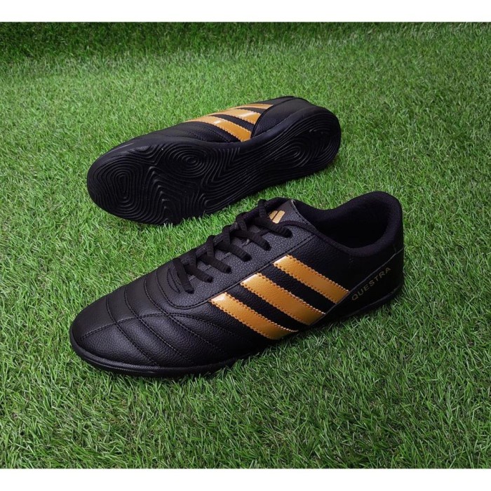 SEPATU FUTSAL JUMBO. BIGSIZE