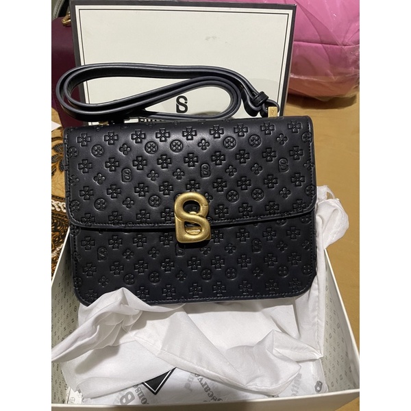 (Preloved)Tas Buttonscarves Audrey Monogram Black Medium koleksi oribadi