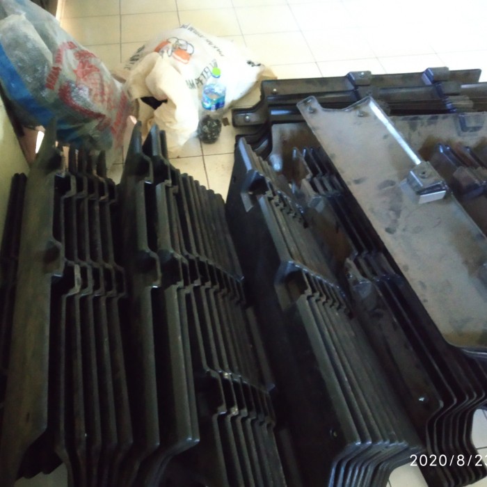 {BEKAS} cover perisai bak pengaman samping bak Daihatsu granmax Limited