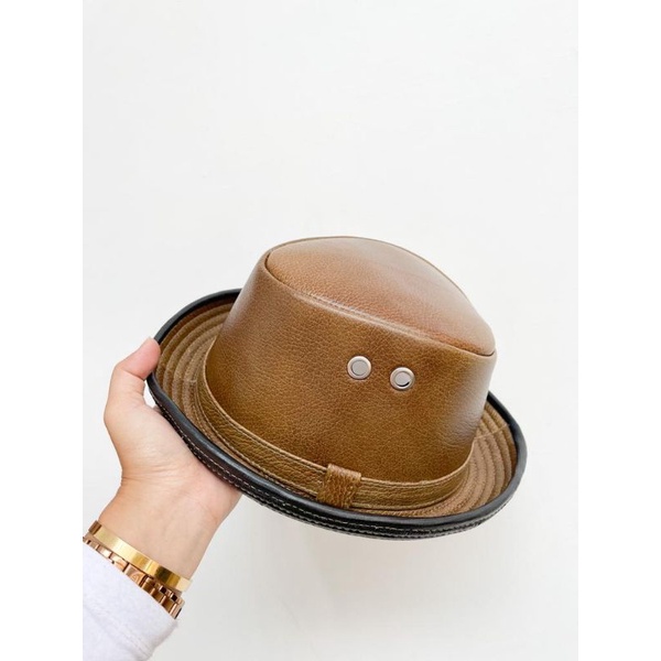 Topi kulit series tompi topi kulit asli kerajinan kulit Sukaregang Garut