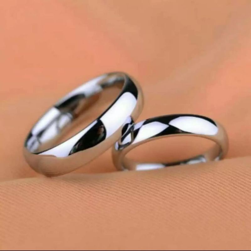 CINCIN TITANIUM SILVER PRIA DAN WANITA ANTI KARAT DAN TIDAK MUDAH LUNTUR/ CINCIN COUPLE