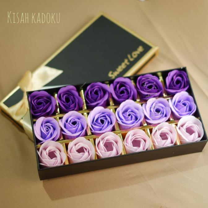

FLOWER BOX BUNGA SABUN HADIAH WISUDA VALENTINE ULTAH MOTHERS DAY