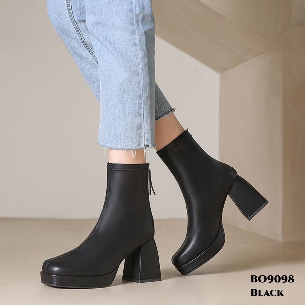 PRF Sepatu Boots Flat Korea BO9098