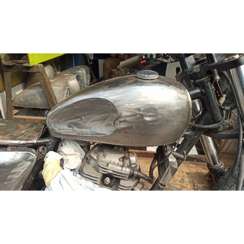 tangki triumph japstyle bratstyle british custom classic