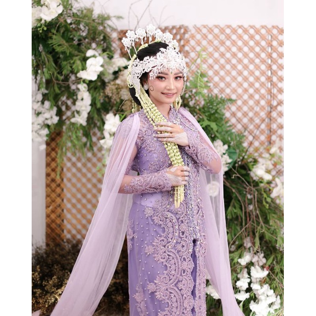 preloved gaun pengantin warna lilac