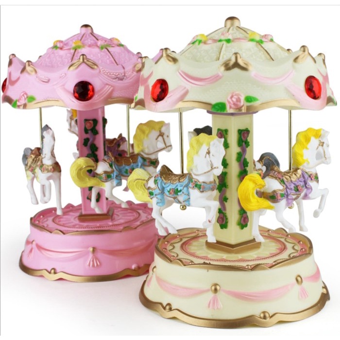 Kotak Musik Romantic Carousel Music Box / Kotak Musik Komedi Putar Kuda Lampu Kado