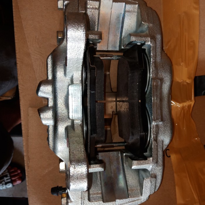 KALIPER FORTUNER VRZ PER PSC ORGINAL