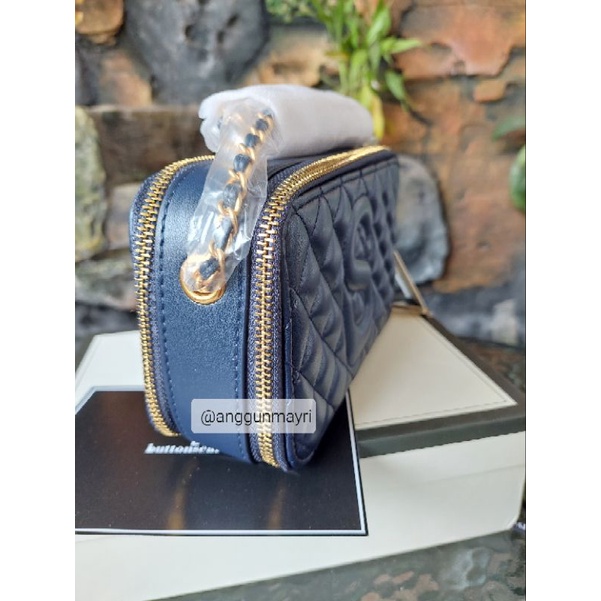 ❌️SOLD❌️ Yura Bag Navy by Buttonscarves (NEW)