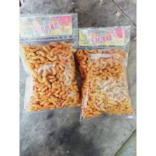 

Makroni pedas full daun jeruk 200gr