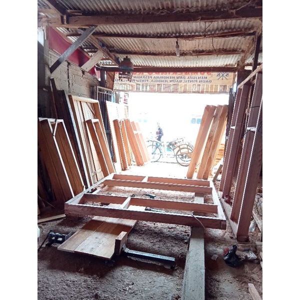 kusen pintu / kusen jendela kayu meranti