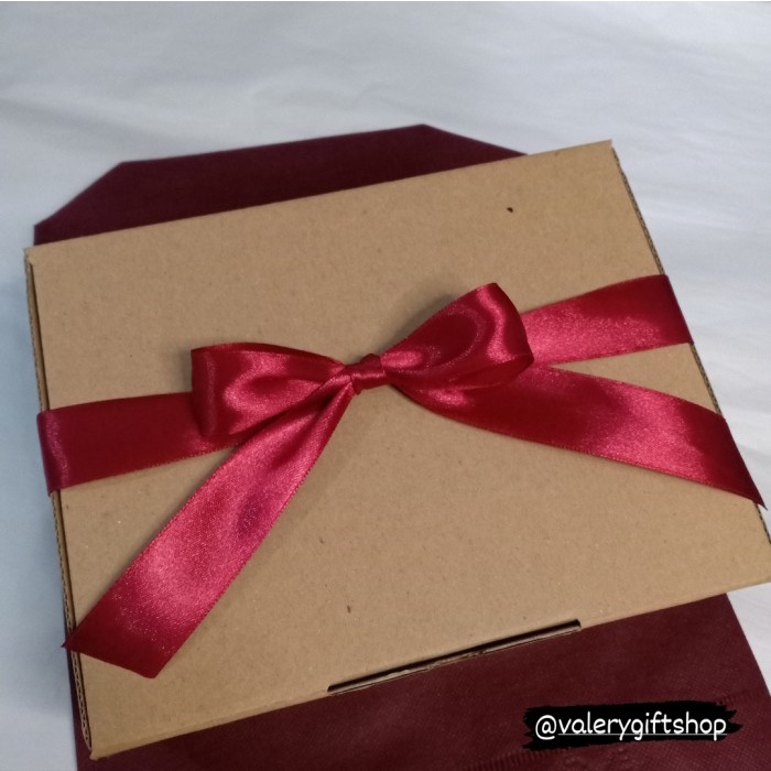 

✨READY✨ -Hampers Kado Hadiah Gift Box Valentine Pacar Wanita Ultah Natal Cewe- 1.1.23