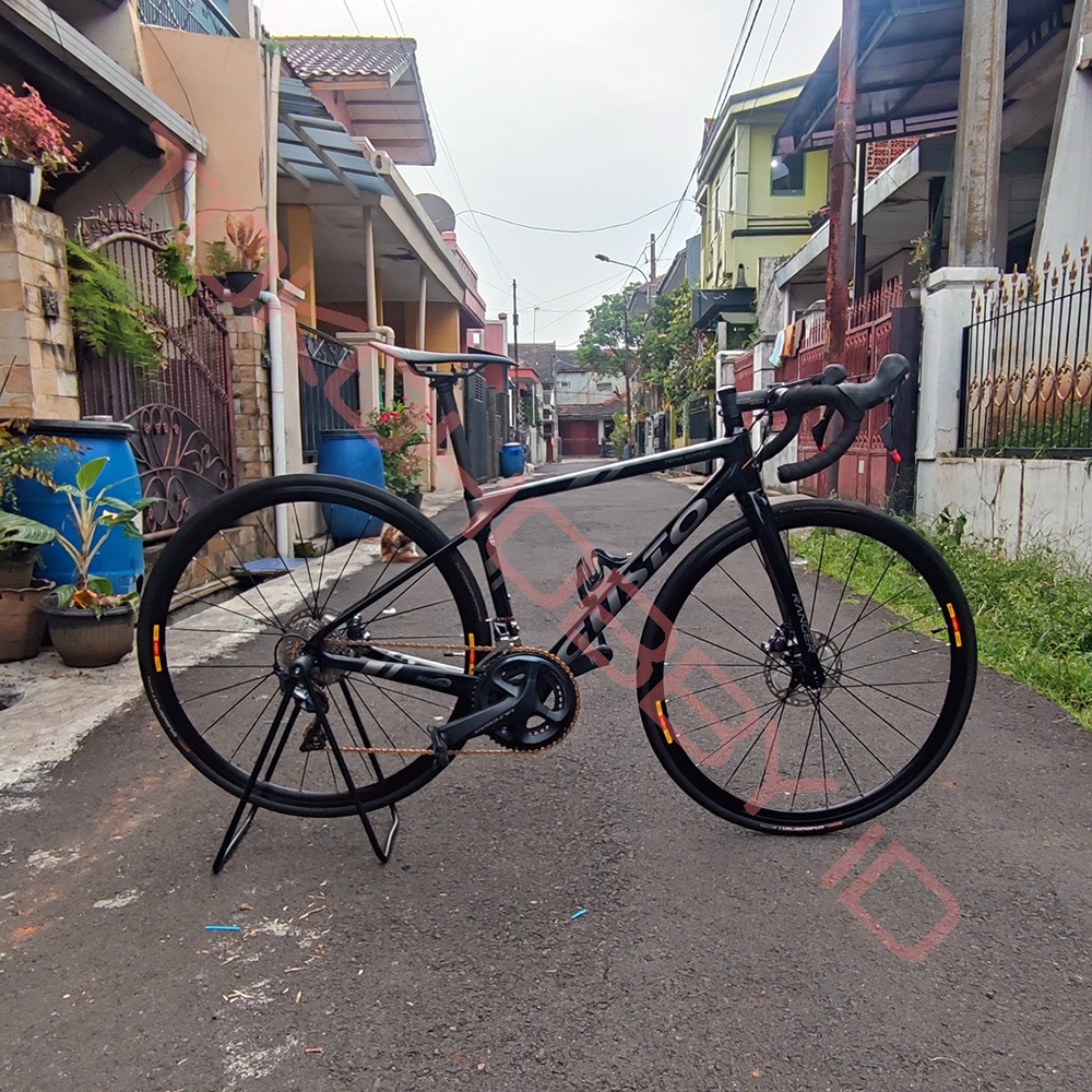 Sepeda Roadbike GUSTO Ranger Team Limited Disc Pro Ultegra Carbon UCI Japan T1000 Toray 1000 Size M 